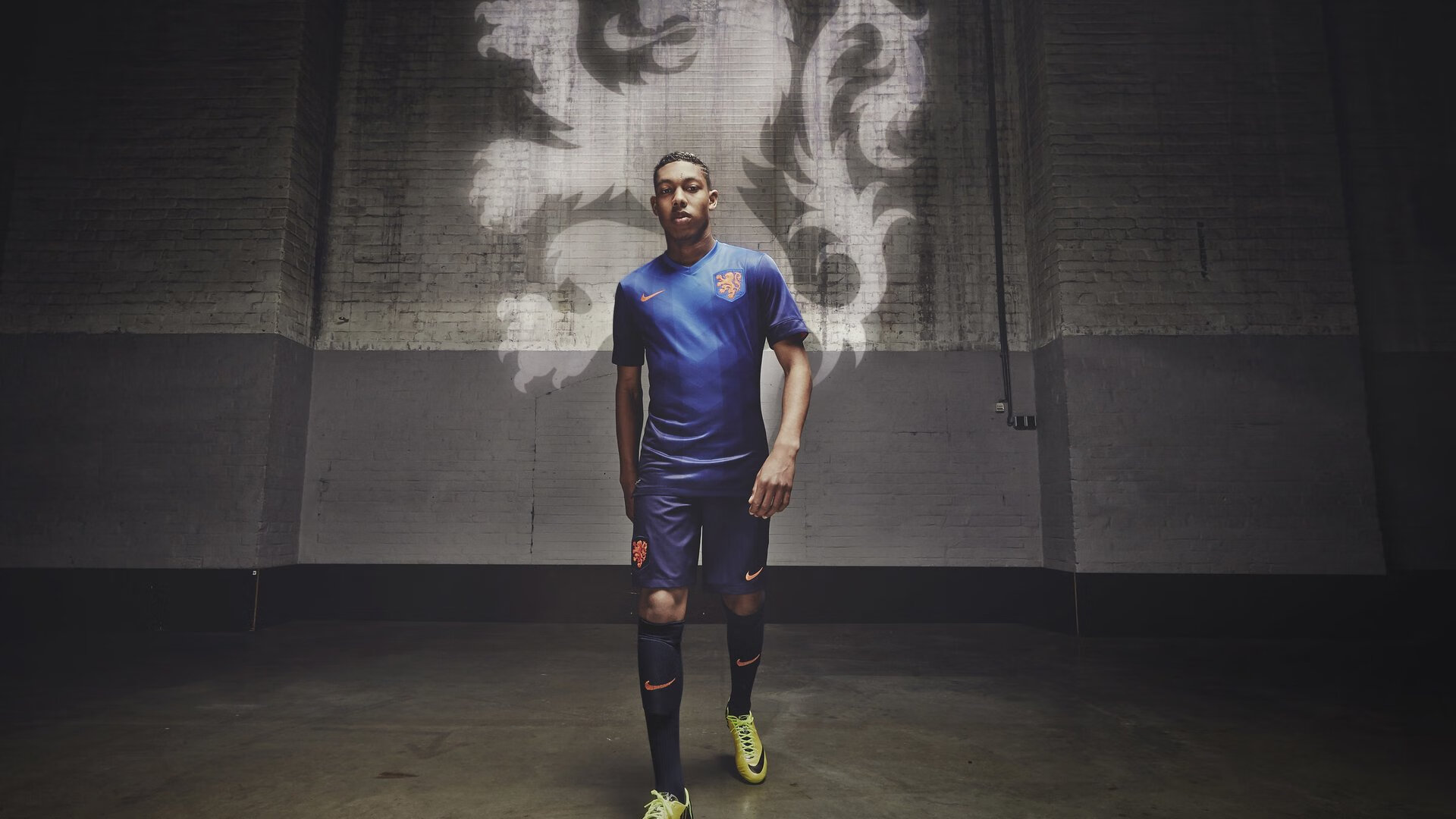 高原之魂与未来之翼，玻利维亚击溃克罗利维亚，阿尔瓦雷斯在2026世界杯接管比赛